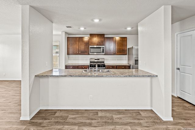 1011 Pacific Monarch, San Antonio, TX 78253