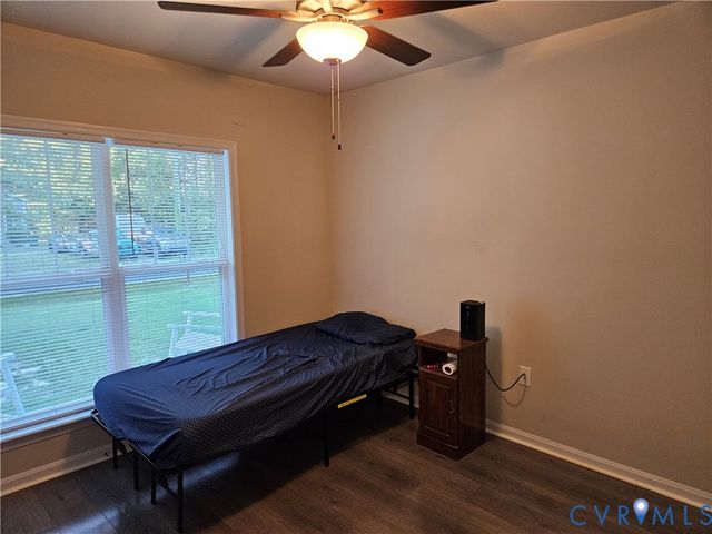 484 Latane Dr, Colonial Beach, VA 22443