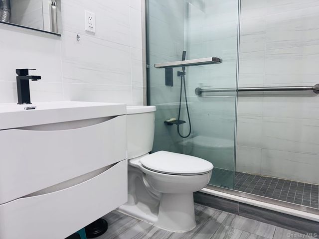 136-17 Maple Avenue 5A, Flushing, NY 11355
