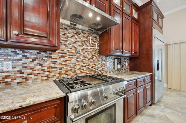 16570 SAND HILL Drive, Jacksonville, FL 32226