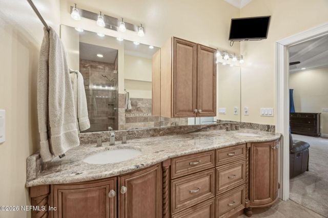 16570 SAND HILL Drive, Jacksonville, FL 32226