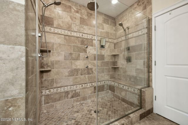 16570 SAND HILL Drive, Jacksonville, FL 32226