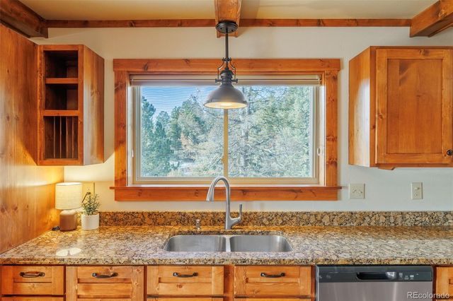 752 Cottonwood Lake Drive, Divide, CO 80814