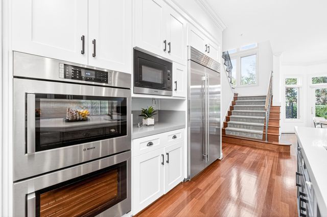 1527 Honey Suckle Ct, Pleasanton, CA 94588