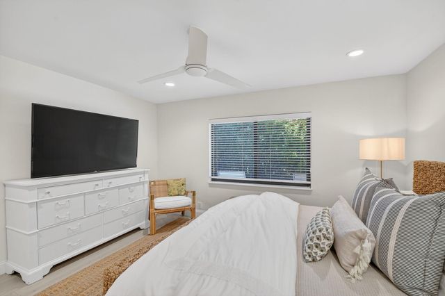 2904 Spanish Trail, Delray Beach, FL 33483