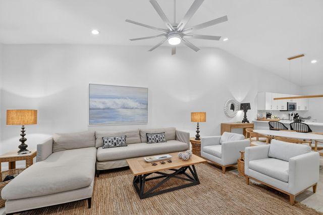 2904 Spanish Trail, Delray Beach, FL 33483
