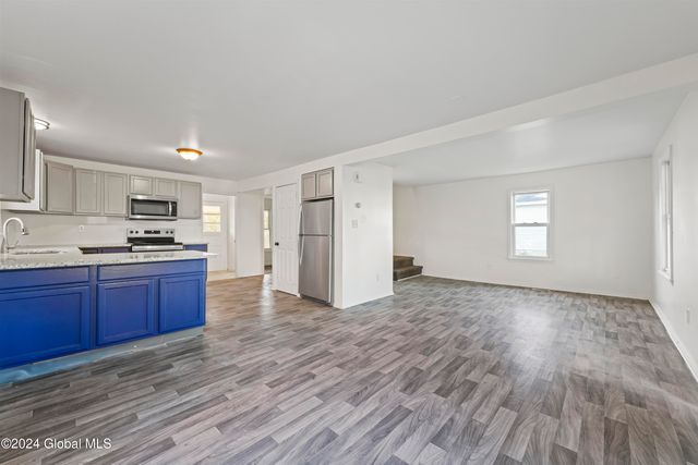 124 Cottage Street, Ravena, NY 12143