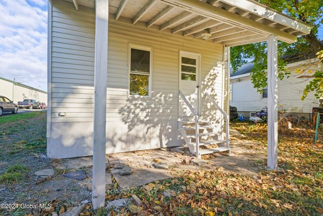 124 Cottage Street, Ravena, NY 12143