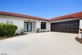 920 SE 16th TER, Cape Coral, FL 33990