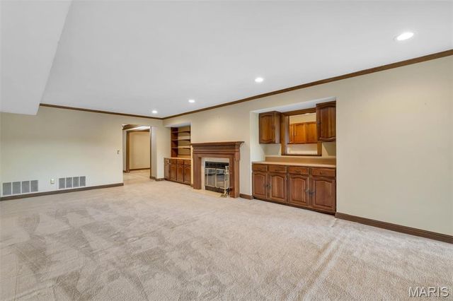 14300 Conway Meadows Court 303, Chesterfield, MO 63017