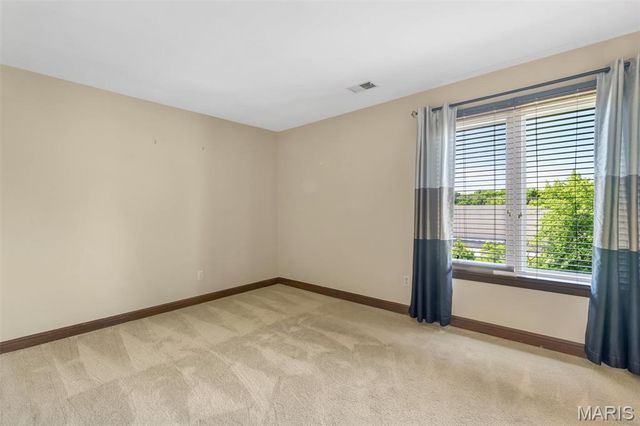 14300 Conway Meadows Court 303, Chesterfield, MO 63017