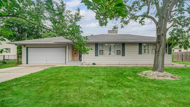 810 W 8th Street, Hobart, IN 46342