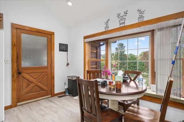 385 Paul Reecer Rd, Moss, TN 38575