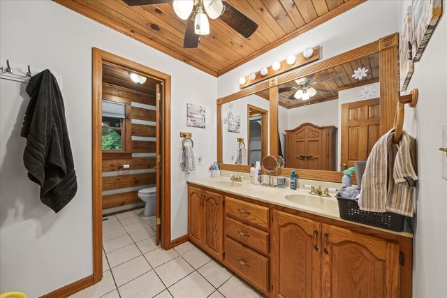 385 Paul Reecer Rd, Moss, TN 38575