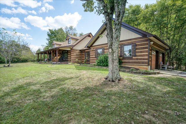 385 Paul Reecer Rd, Moss, TN 38575