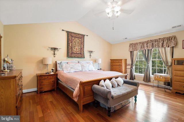 1 PINKERTON CT, Stafford, VA 22554