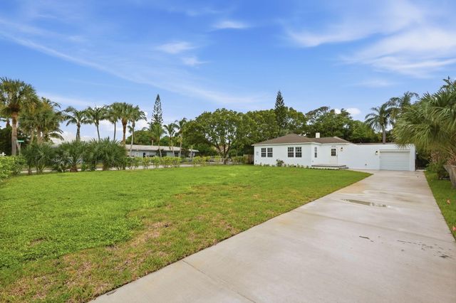 5203 N FLAGLER Drive, West Palm Beach, FL 33407