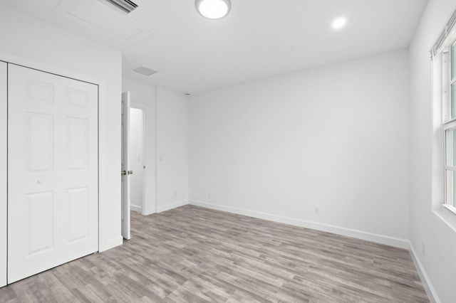 5203 N FLAGLER Drive, West Palm Beach, FL 33407