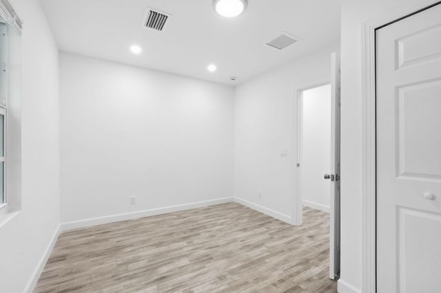 5203 N FLAGLER Drive, West Palm Beach, FL 33407
