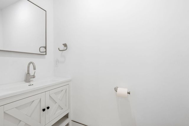 5203 N FLAGLER Drive, West Palm Beach, FL 33407