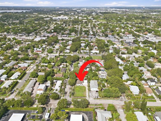 5203 N FLAGLER Drive, West Palm Beach, FL 33407