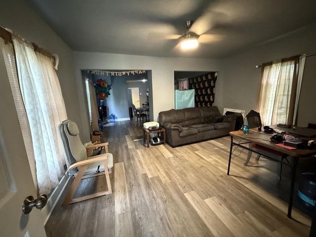 316 OXFORD AVENUE, Oshkosh, WI 54901