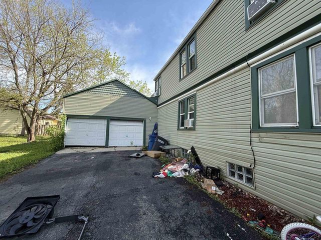 316 OXFORD AVENUE, Oshkosh, WI 54901