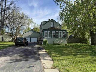 316 OXFORD AVENUE, Oshkosh, WI 54901