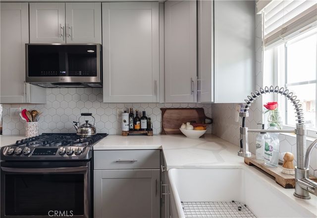4922 W 137th Street, Hawthorne, CA 90250