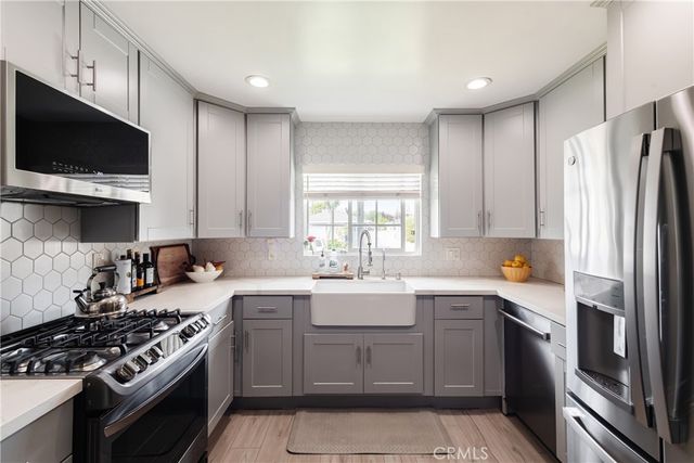 4922 W 137th Street, Hawthorne, CA 90250