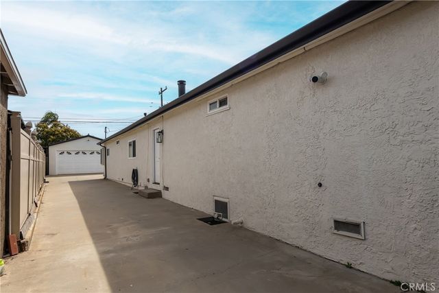 4922 W 137th Street, Hawthorne, CA 90250