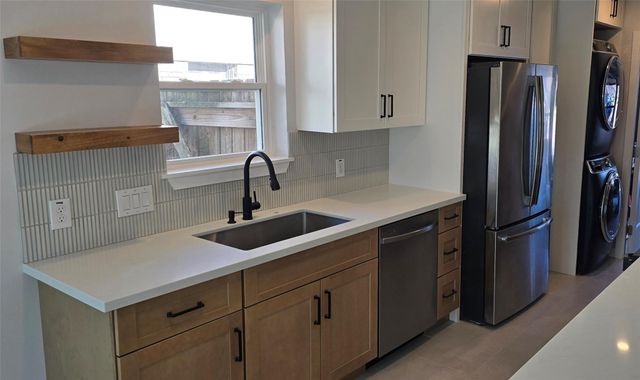 1403 Bramblebury Drive, Sugar Land, TX 77498