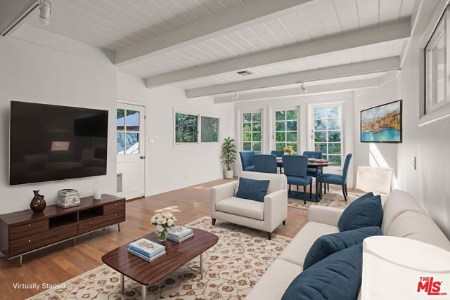 3621 Longview Valley Road, Sherman Oaks, CA 91423