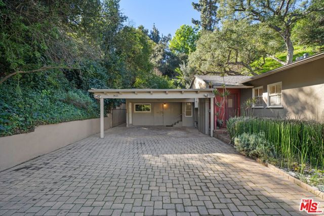 3621 Longview Valley Road, Sherman Oaks, CA 91423