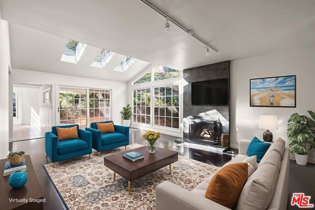 3621 Longview Valley Road, Sherman Oaks, CA 91423