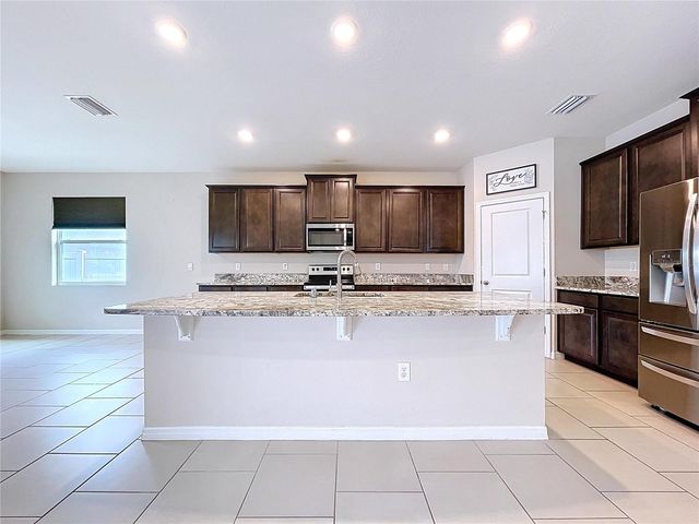 10609 LAXER CAY LOOP, San Antonio, FL 33576