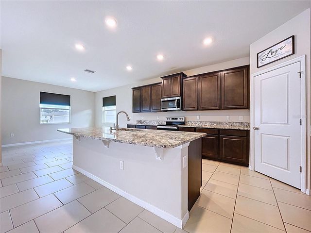 10609 LAXER CAY LOOP, San Antonio, FL 33576