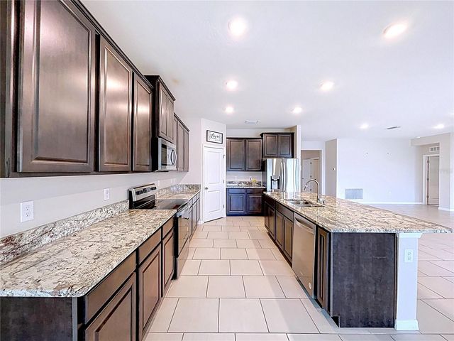 10609 LAXER CAY LOOP, San Antonio, FL 33576