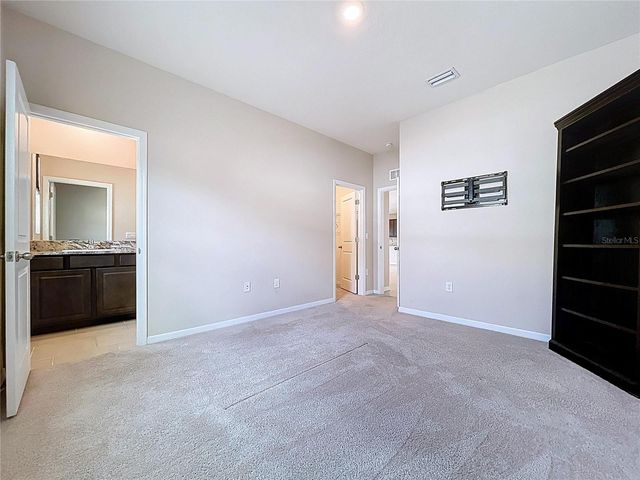 10609 LAXER CAY LOOP, San Antonio, FL 33576