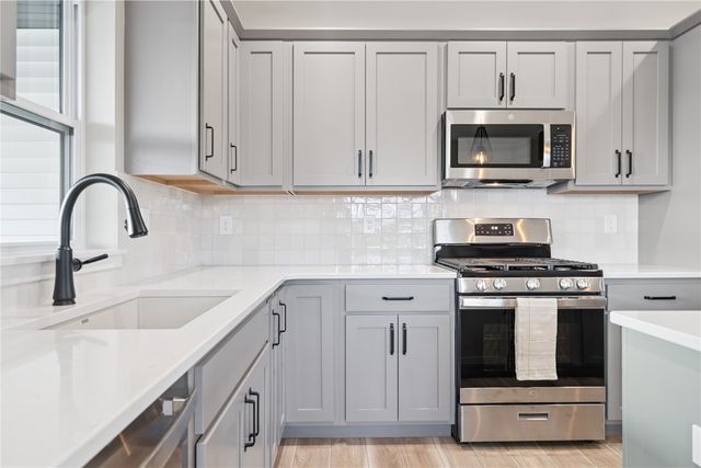 1289 Covered Wagon Drive, Iowa City, IA 52245