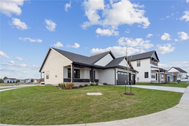 1289 Covered Wagon Drive, Iowa City, IA 52245