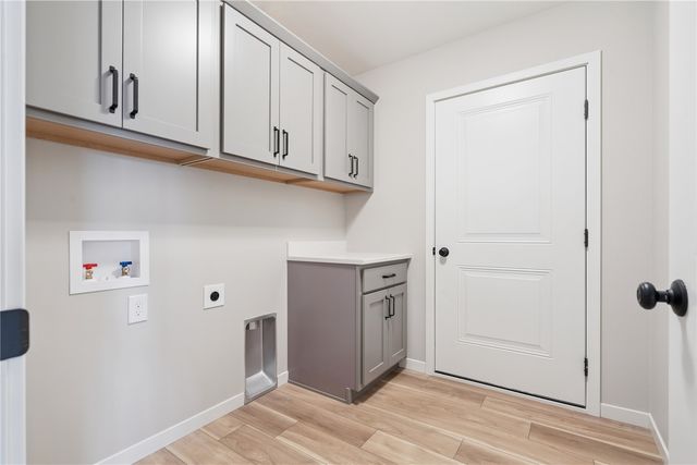 1289 Covered Wagon Drive, Iowa City, IA 52245