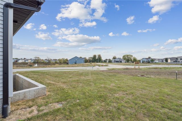 1289 Covered Wagon Drive, Iowa City, IA 52245