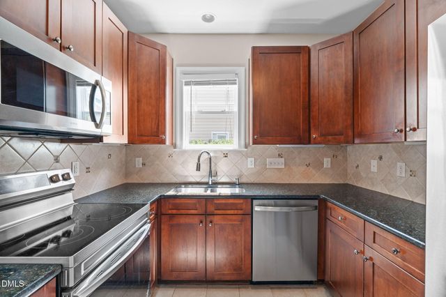 1919 Fieldhouse Avenue, Raleigh, NC 27603