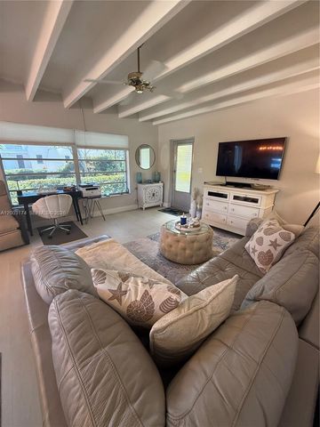 115 S C Street 101, Lake Worth, FL 33460