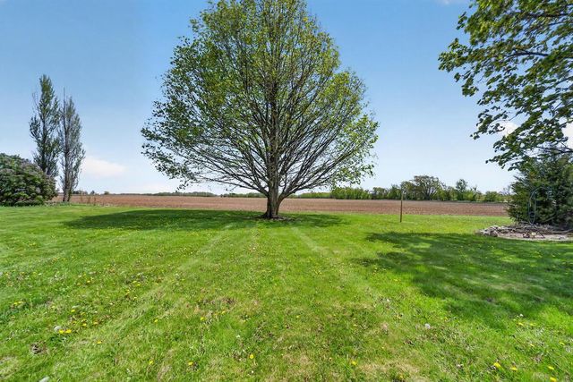 1169 Highway 120, Burlington, WI 53105