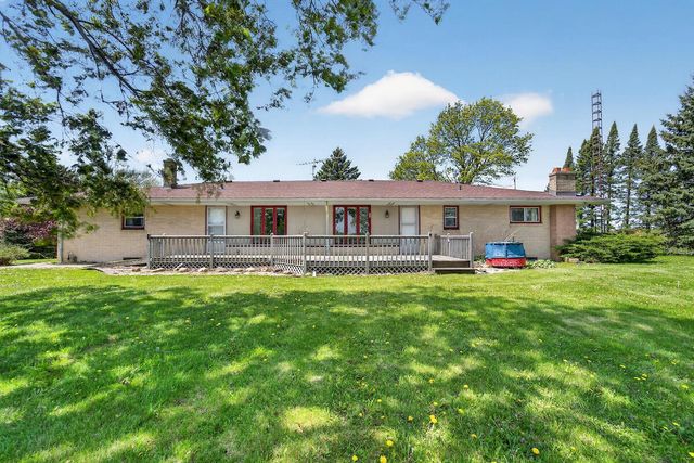 1169 Highway 120, Burlington, WI 53105