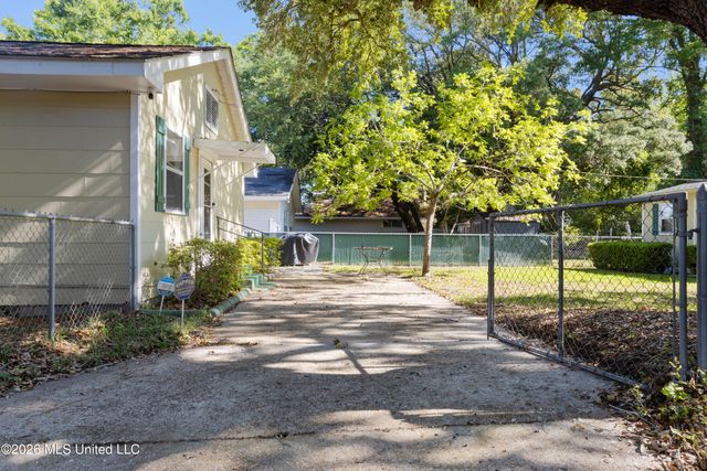 2900 7th Avenue, Gulfport, MS 39501