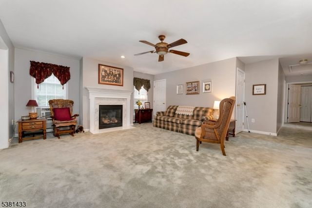 930 Wilbur Ave, Phillipsburg Town, NJ 08865