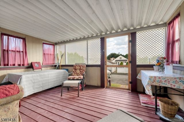 930 Wilbur Ave, Phillipsburg Town, NJ 08865